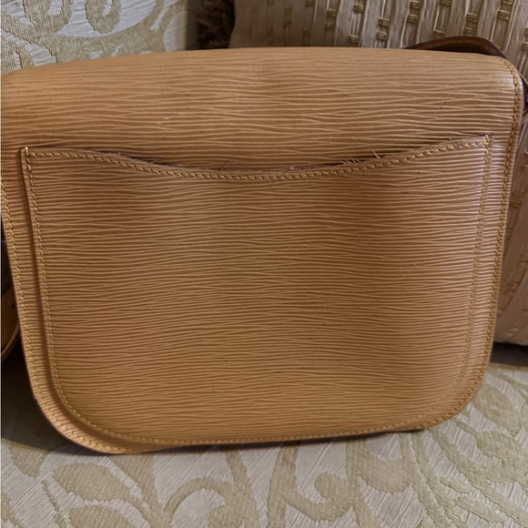 Louis Vuitton Saint Cloud GM Epi Shoulder Bag with COA EUC - Picture 2 of 16